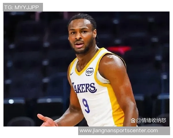 布朗尼谈投篮表现不佳表示身体状态未达预期多次投篮未能命中目标